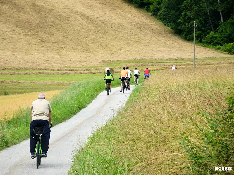 Immagine Pedalata Raduno Asti 19 giugno 2016 sulle colline astigiane primavera in bicicletta