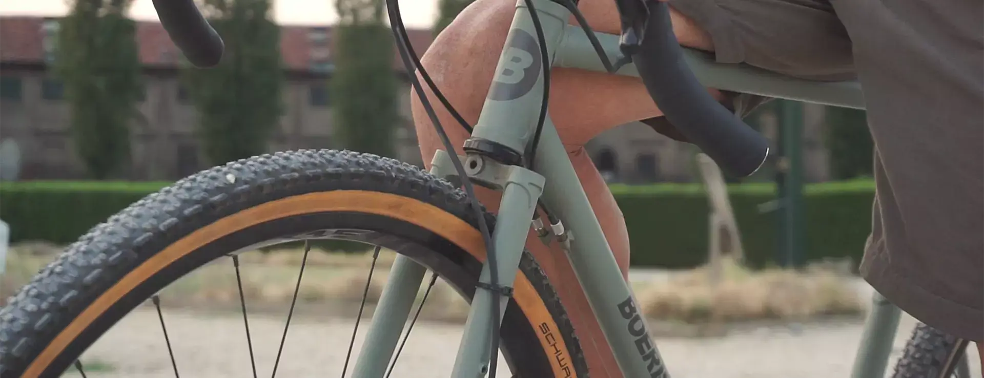 Dettaglio posteriore di una gravel serie x performance verde Boeris Bikes Torino outdoor